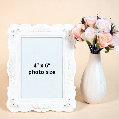 White Decorative Photo Frame (4R)